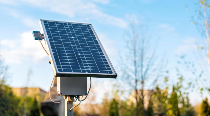 Ieetek's Single Phase Solar Inverters: Powering Wholesale and Dealer Businesses
